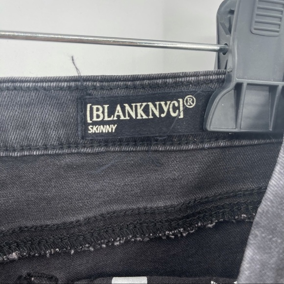 Blank NYC Washed Black Studded Cropped Skinny Jeans.​ - Picture 3 of 7